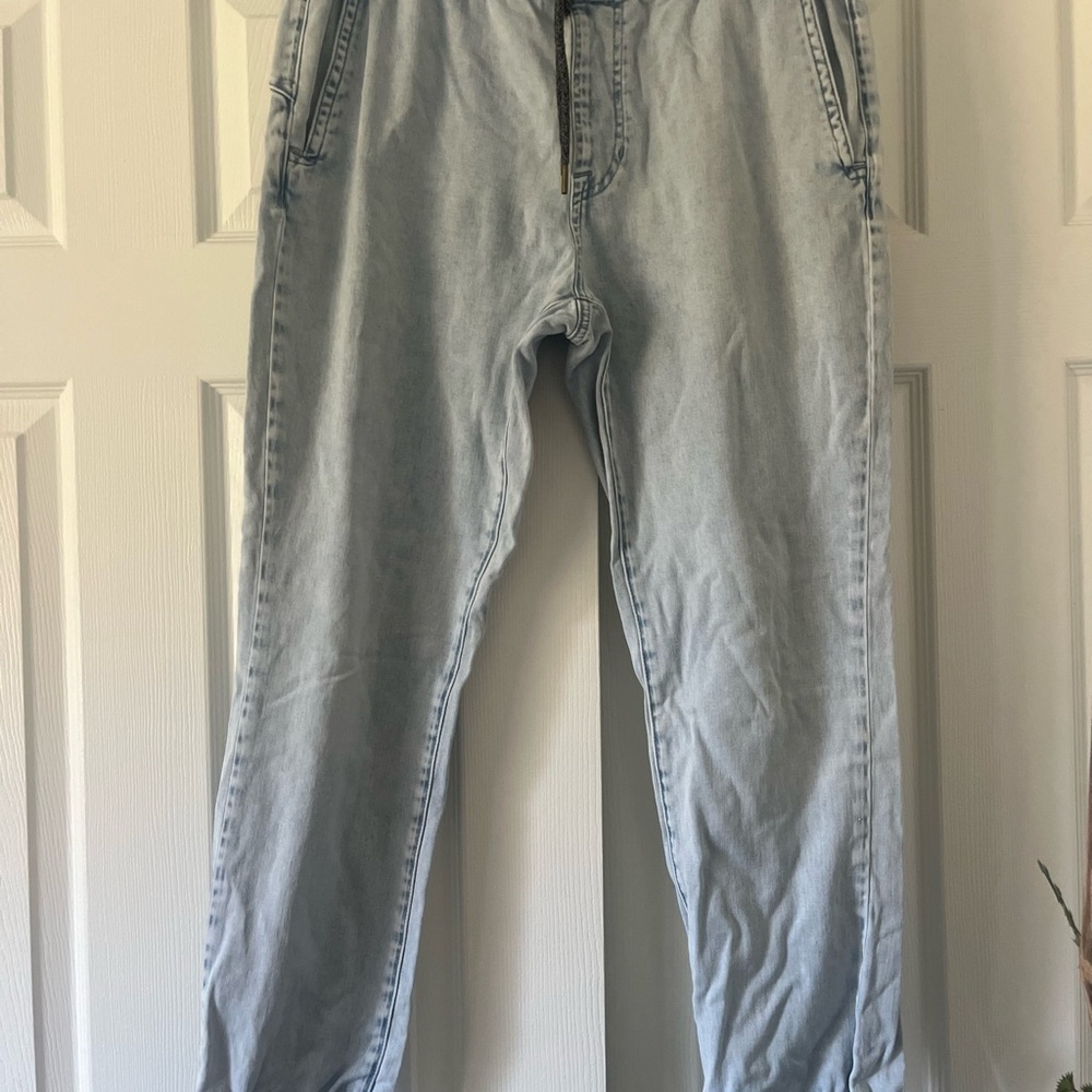 Volcom Men's Relaxed Light Blue Jeans
